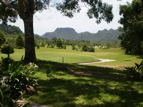 Gunung Raya Golf Resort