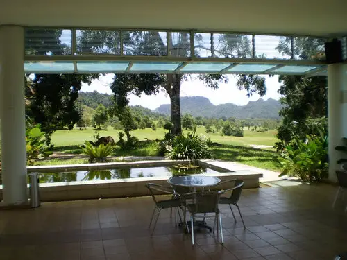 Gunung Raya Golf Patio